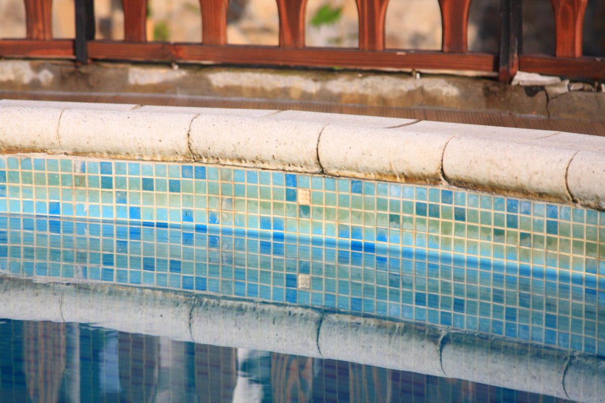 The Importance of Pool Tile Cleaning in Southern California