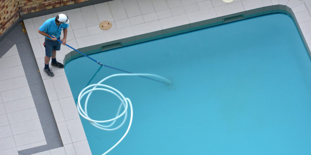 Coachella Valley Pool Cleanings Help Pool's Systems